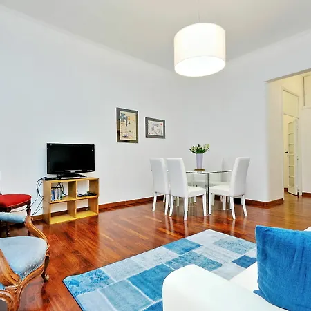 Apartment Romeasyoulike-monti Experience 295